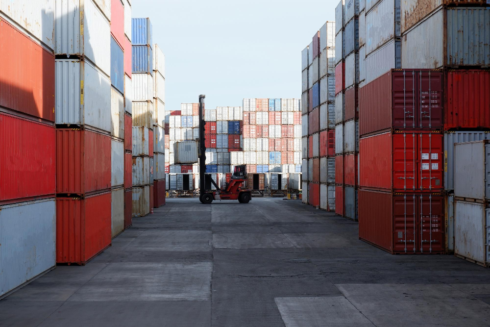 container-supply-repositioning